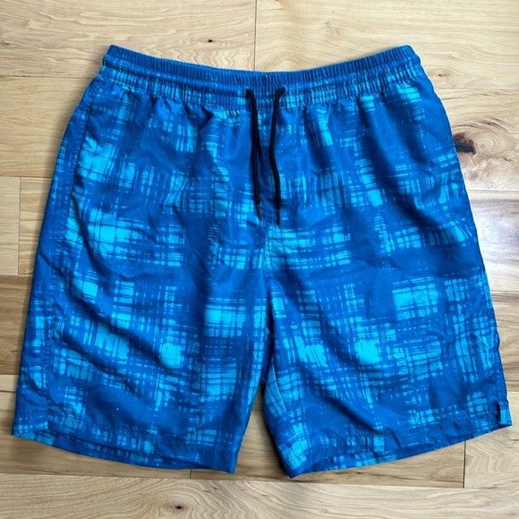 Zella Blue 8.5” Shorts w/Pockets | Size Large - Picture 1 of 6